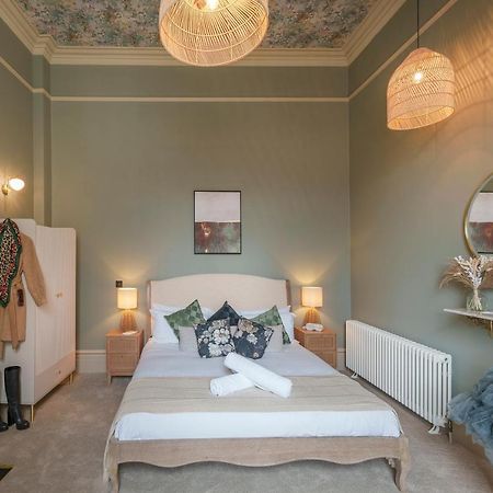 The Sovereign Suite - 2 Bedroom Apartment In Central Bristol By Mint Stays Exterior photo